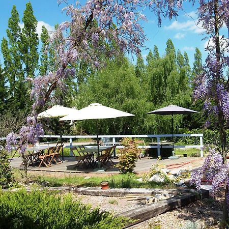 Hotel Au Relais Des Lilas Parthenay Εξωτερικό φωτογραφία