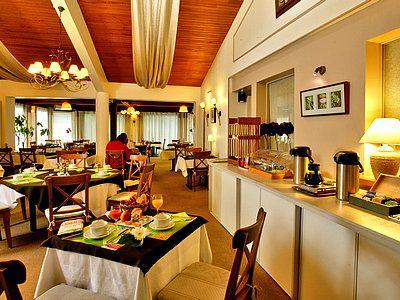 Hotel Au Relais Des Lilas Parthenay Εξωτερικό φωτογραφία